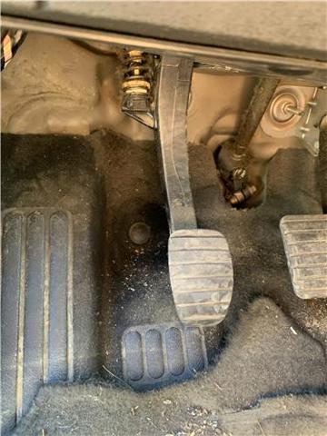 RENAULT 465030038R Pedal embrague  disponible Valladolid