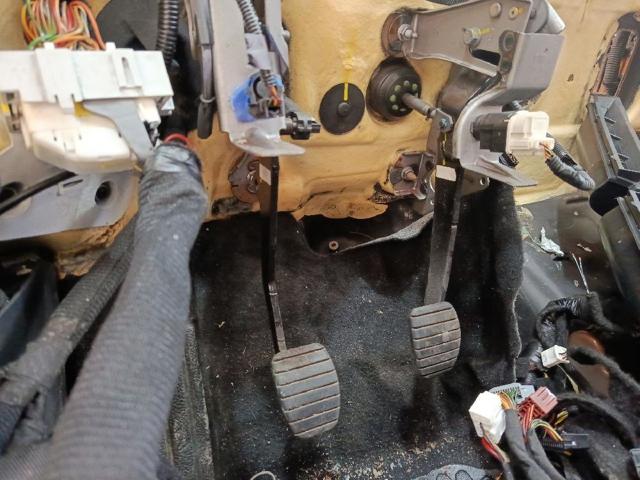 Comprar Pedal de embrague Renault Clio IV BH a bajo precio