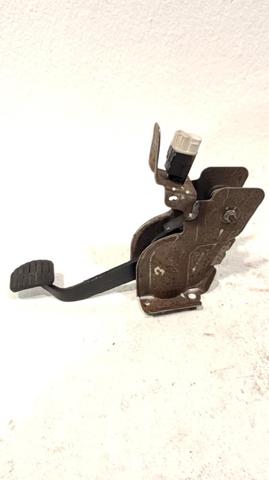 Pedal de embrague Renault SANDERO II hatchback comprar en España
