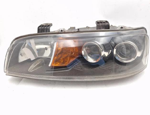 46522725 Faro izquierdo  disponible Málaga