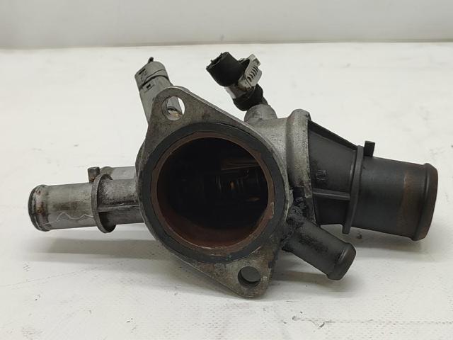 Caja del termostato Alfa Romeo 145 930