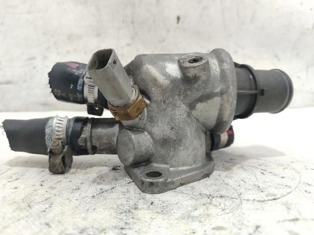 Caja del termostato Alfa Romeo 145 930