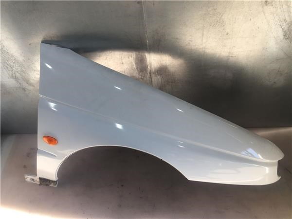 Aleta delantera derecha Alfa Romeo 146 930