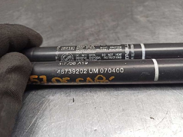 Muelle neumático, capó de motor Alfa Romeo 147 937