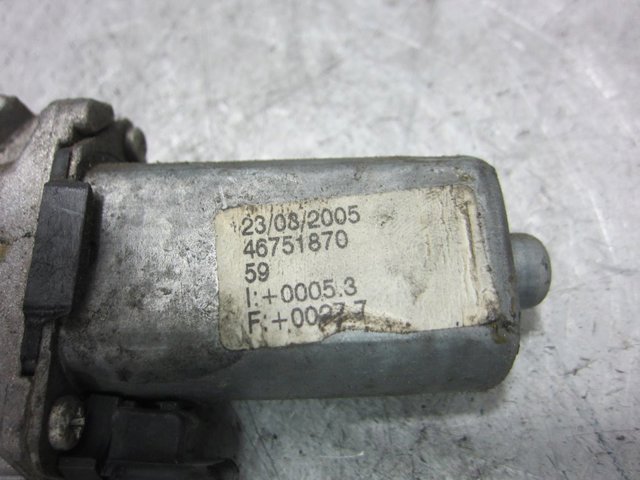 Mecanismo de elevalunas, puerta delantera derecha Alfa Romeo 147 937