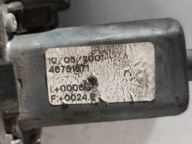 FIAT 46751871 Mecanismo de elevalunas delantero izquierdo  en stock Terrassa