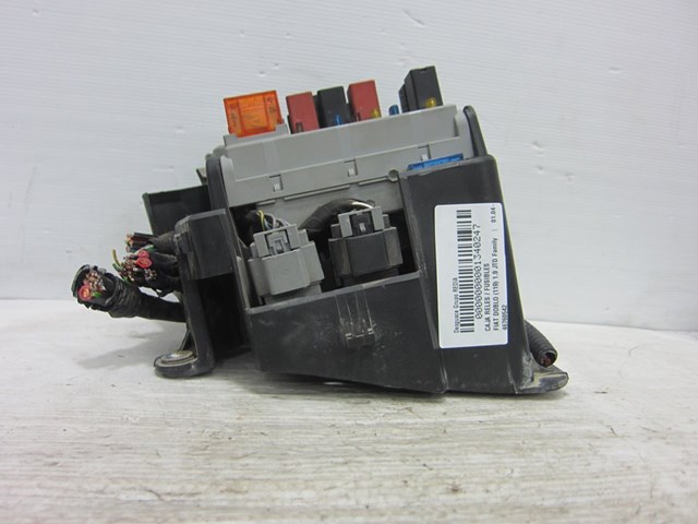 46760542 FIAT Caja de fusibles  en stock Gandía