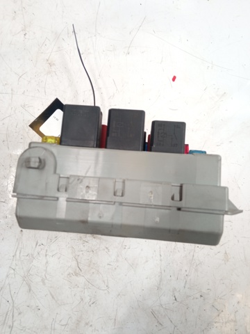 46760542 FIAT Caja de fusibles  disponible Alicante