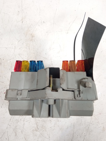 FIAT 46760542 Caja de fusibles  disponible Lugo