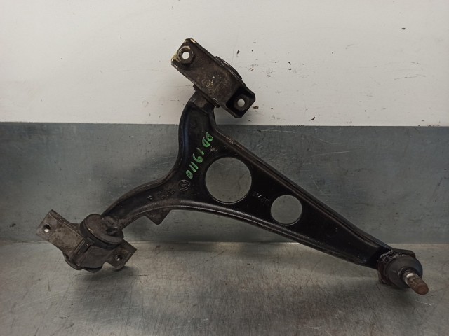 Brazo inferior derecho de la suspensión delantera 46764747 FIAT