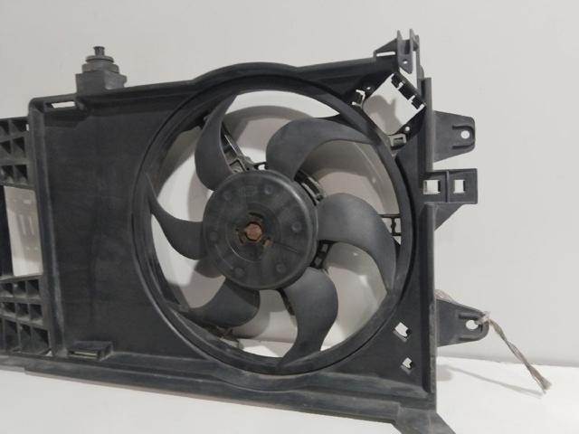 46785738 FIAT Difusor del radiador de refrigeración con motor y hélice  disponible Ourense