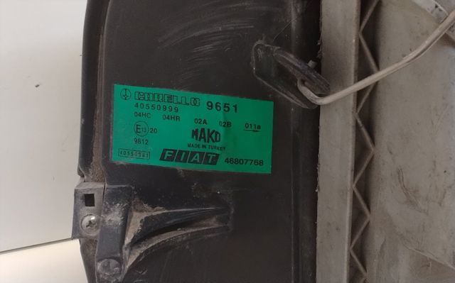 FIAT 46807768 Faro izquierdo  comprar en Ponferrada