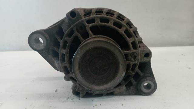 46809068 Alternador  disponible Málaga