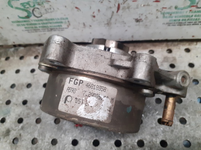 Depresor de freno  para Alfa Romeo GT  (937)