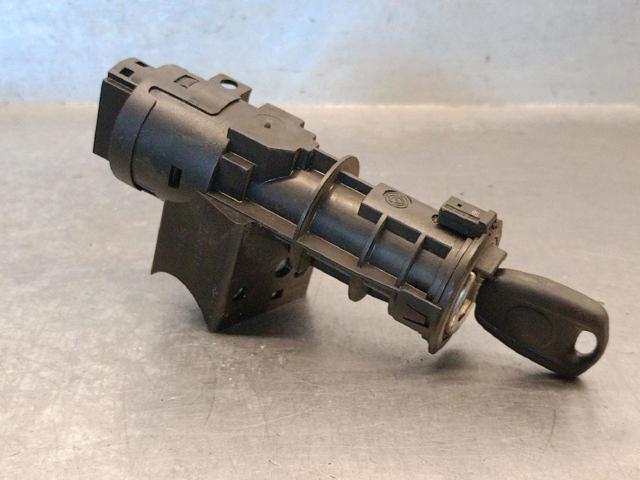 46819068 Cerradura de encendido  comprar en Zaragoza