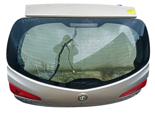 Precio del repuesto Puerta de maletero 147  hatchback