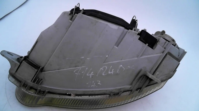 46826194 FIAT Faro derecho  comprar en Lleida