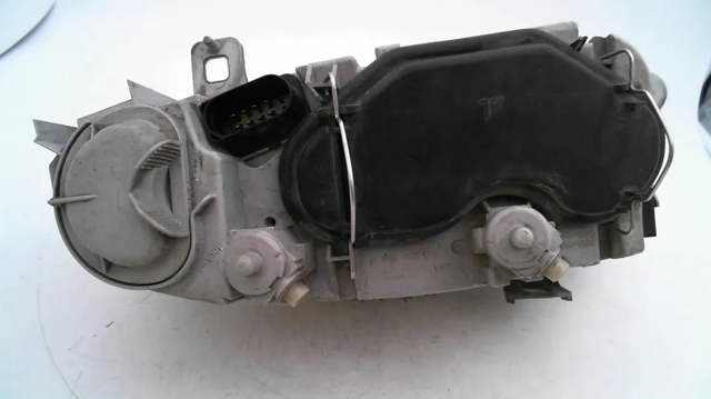 FIAT 46826194 Faro derecho  comprar en Ponferrada