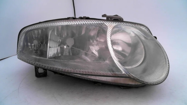46826194 FIAT Faro derecho comprar Bilbao