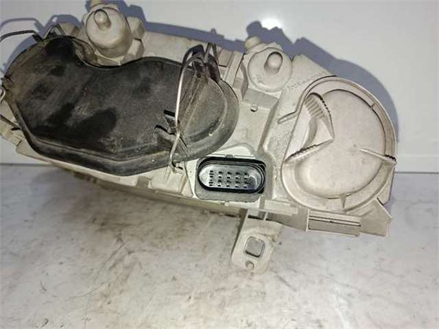 468261940 Faro derecho  disponible Burgos
