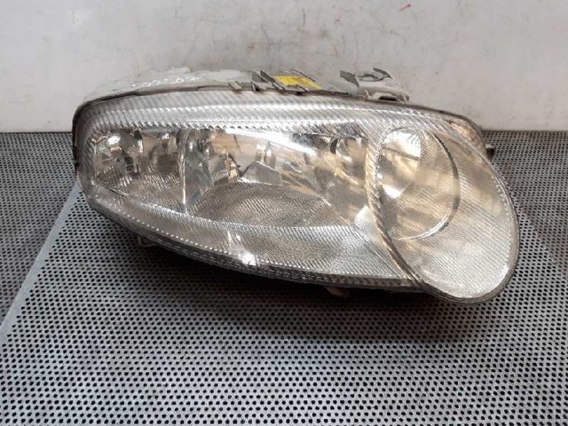 468261940 FIAT Faro derecho  comprar en Lleida