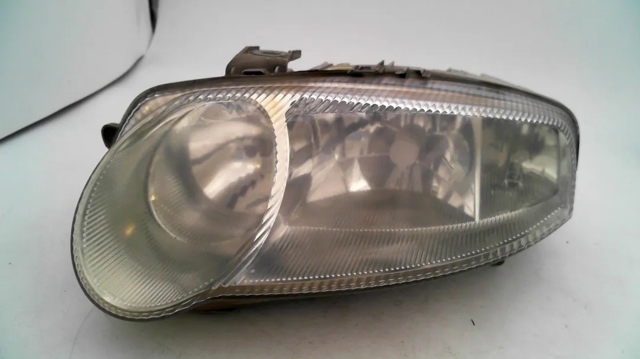 46826196 Faro izquierdo  en stock Castellón
