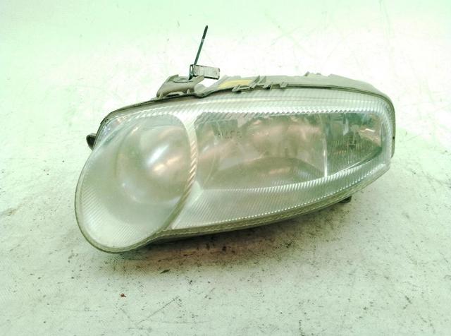 468261960 Faro izquierdo  en stock Sabadell
