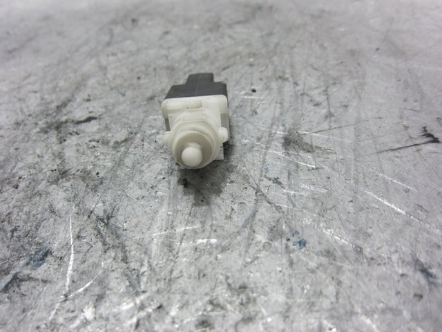 46840510 Interruptor de luz de freno  comprar en Reus