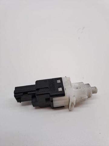 46840510 FIAT Interruptor de luz de freno  disponible Alicante