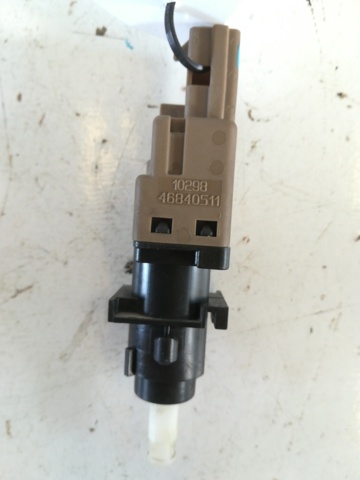 FIAT 46840511 Sensor de posición del pedal de embrague  en stock Salamanca