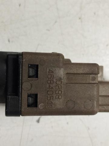 FIAT 46840511 Sensor de posición del pedal de embrague comprar Barcelona