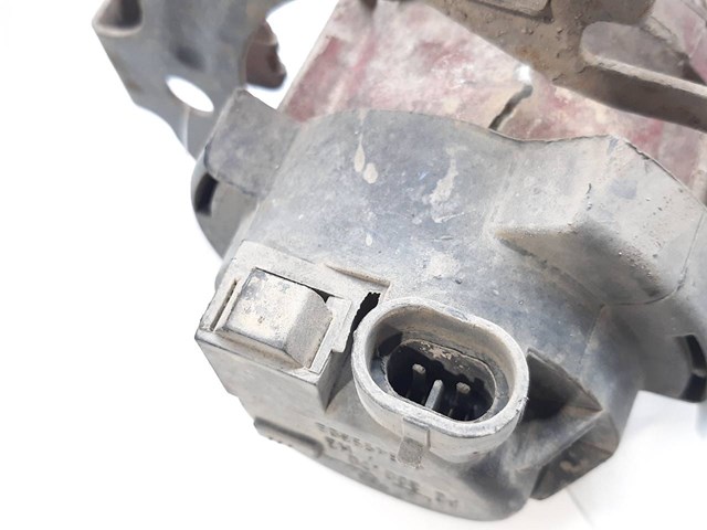 Faro antiniebla izquierdo Alfa Romeo 147 937