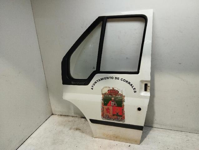 4703954 FORD Puerta delantera izquierda  en stock Córdoba