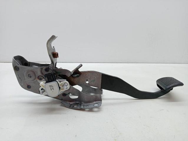 Pedal de freno 47110F4090 TOYOTA