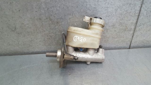 Cilindro principal de freno para Toyota Avensis  (T22)