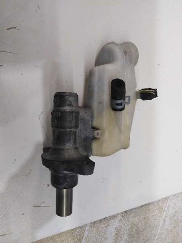 Cilindro principal de freno 4720109161 TOYOTA