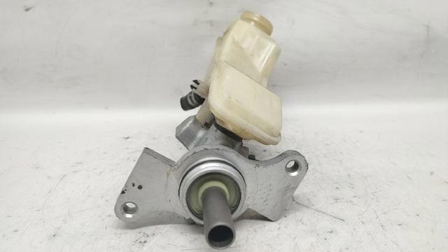 Cilindro principal de freno 4720109470 TOYOTA