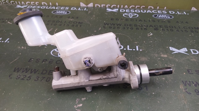 Cilindro principal de freno 4720142231 TOYOTA