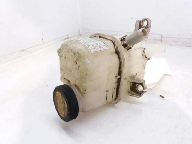 Deposito liquido frenos Toyota Prius  (2009-2016)