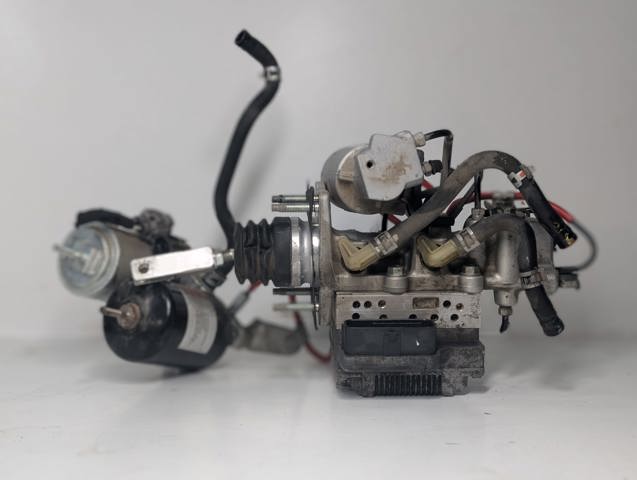 TOYOTA 4727047030 Cilindro principal de freno  comprar en Ponferrada