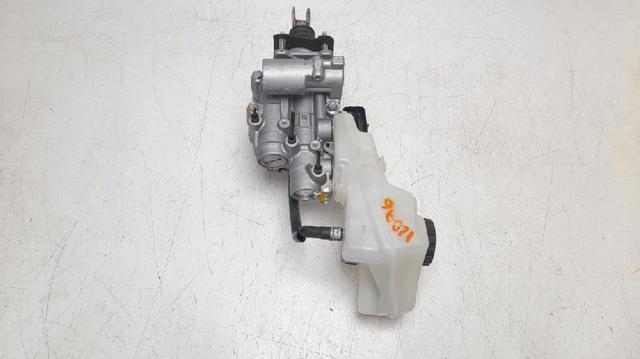 Cilindro principal de freno Toyota C-HR X10