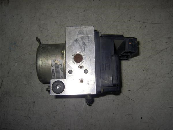 47600AR005 Módulo ABS comprar Sevilla