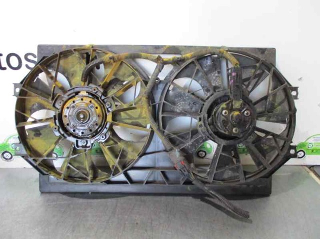 Difusor de radiador, ventilador de refrigeración, condensador del aire acondicionado, completo con motor y rodete 4761507 Chrysler