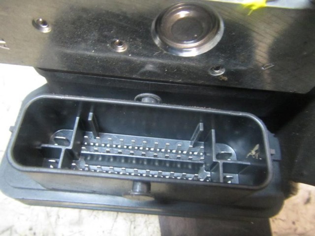 476606853R Módulo ABS  en stock Castellón