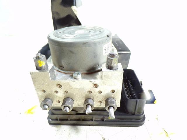 476608628R Renault (RVI)