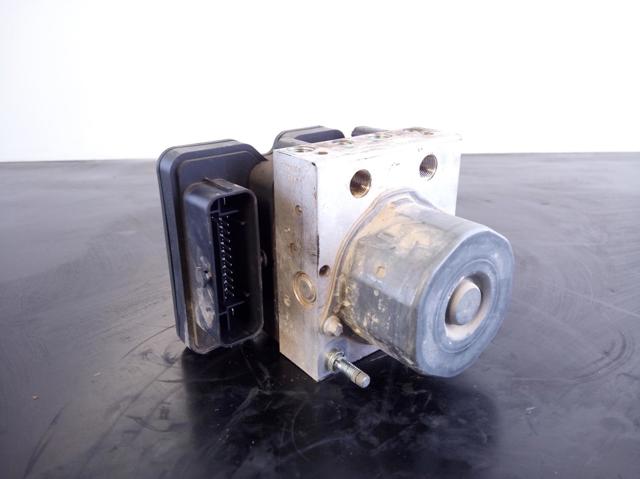476608845R Renault (RVI)