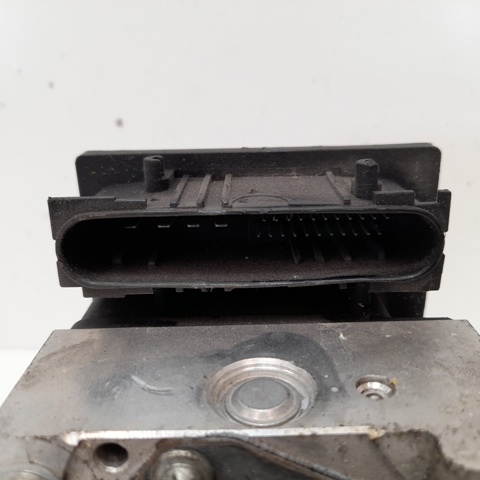 476609U100 NISSAN Módulo hidráulico de ABS  disponible Ourense