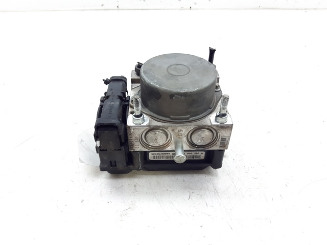 476609U100 Nissan/Infiniti