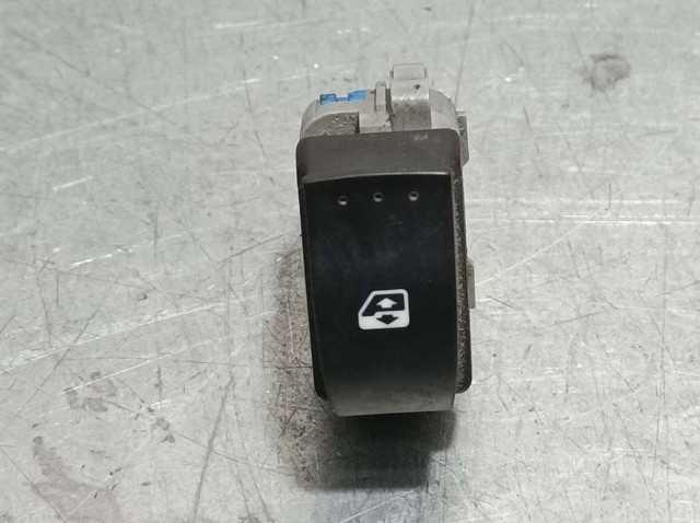 476809 Renault (RVI)