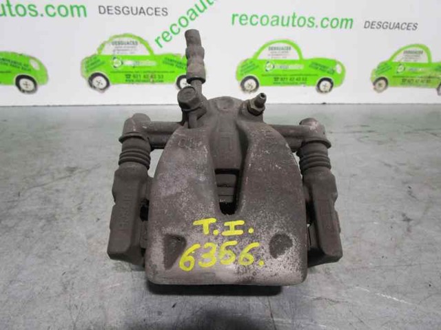 Soporte, pinza de freno trasera 4772205040 Toyota